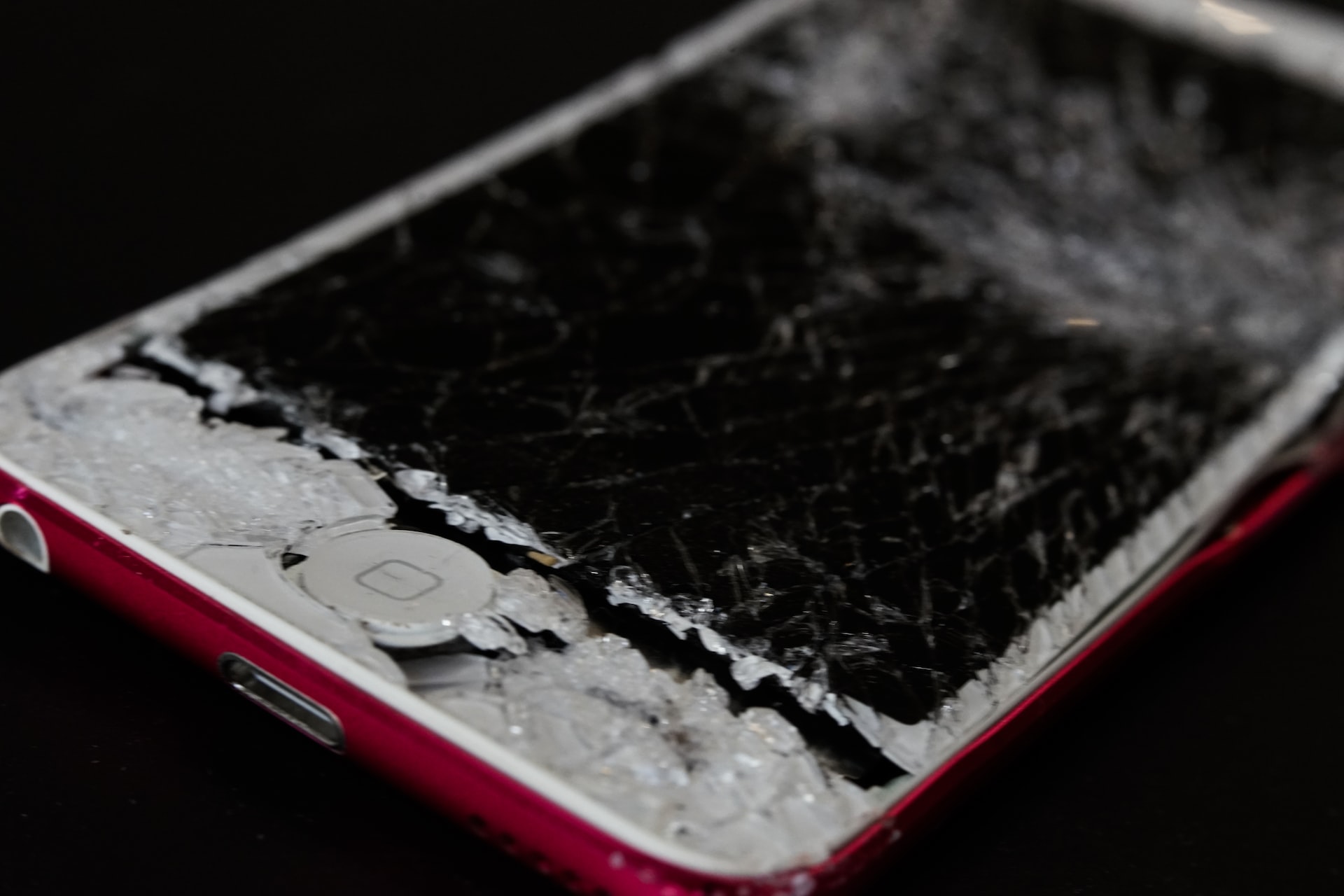 If Your Screen Shatters, Here’s What To Do